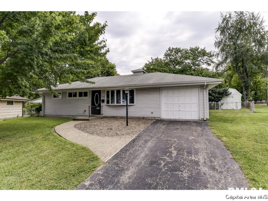2536 East Wilshire Road Springfield, IL 62703 - Photo 1 of 28