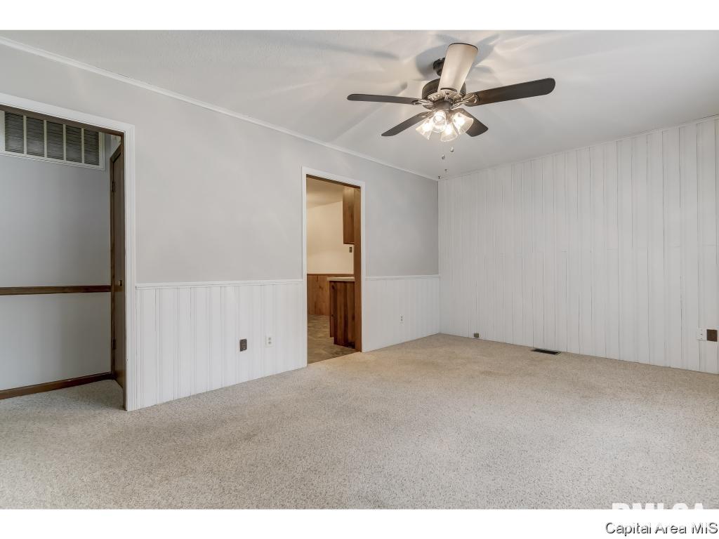 2536 East Wilshire Road Springfield, IL 62703 - Photo 6 of 28