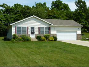 1309 Lakeview Bend Rochester, IN 46975 - Photo 1 of 3