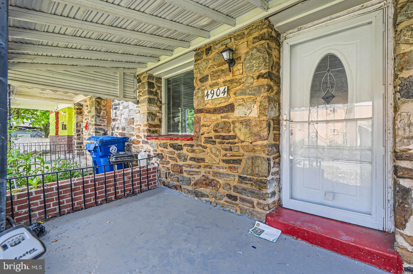 4904 Pembridge Avenue Baltimore, MD 21215 - Photo 2 of 11