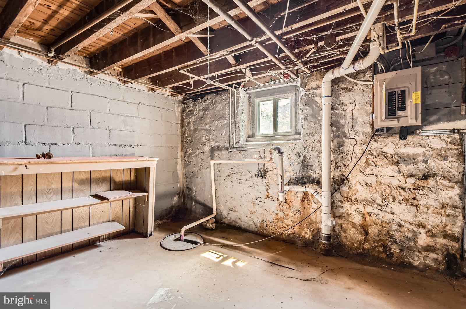 4904 Pembridge Avenue Baltimore, MD 21215 - Photo 9 of 11