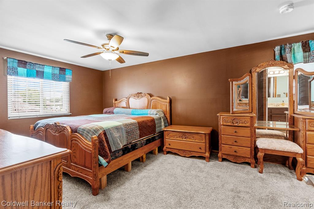 47134 Rosemary Road Macomb, MI 48044 - Photo 17 of 29