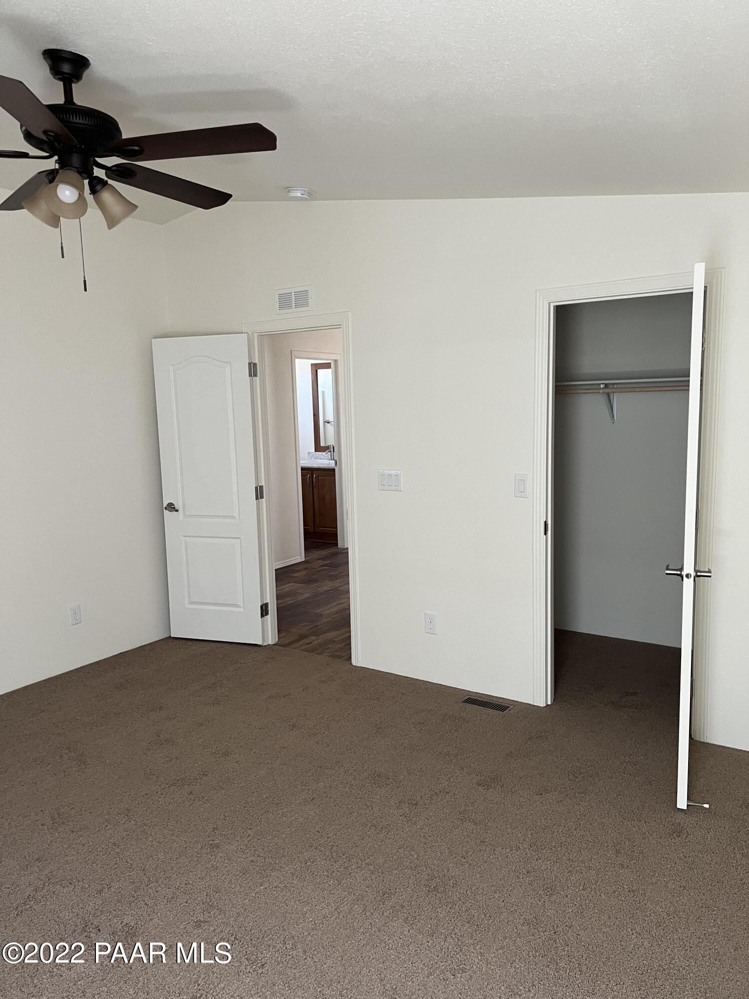 21625 Roberts Road Paulden, AZ 86334 - Photo 6 of 10 IMG-1178