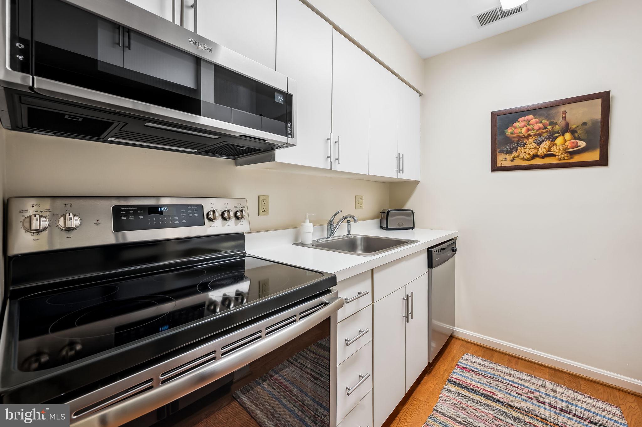 21 Andrew Place, Unit R107 Baltimore, MD 21201 - Photo 12 of 33 Gallery Image 12