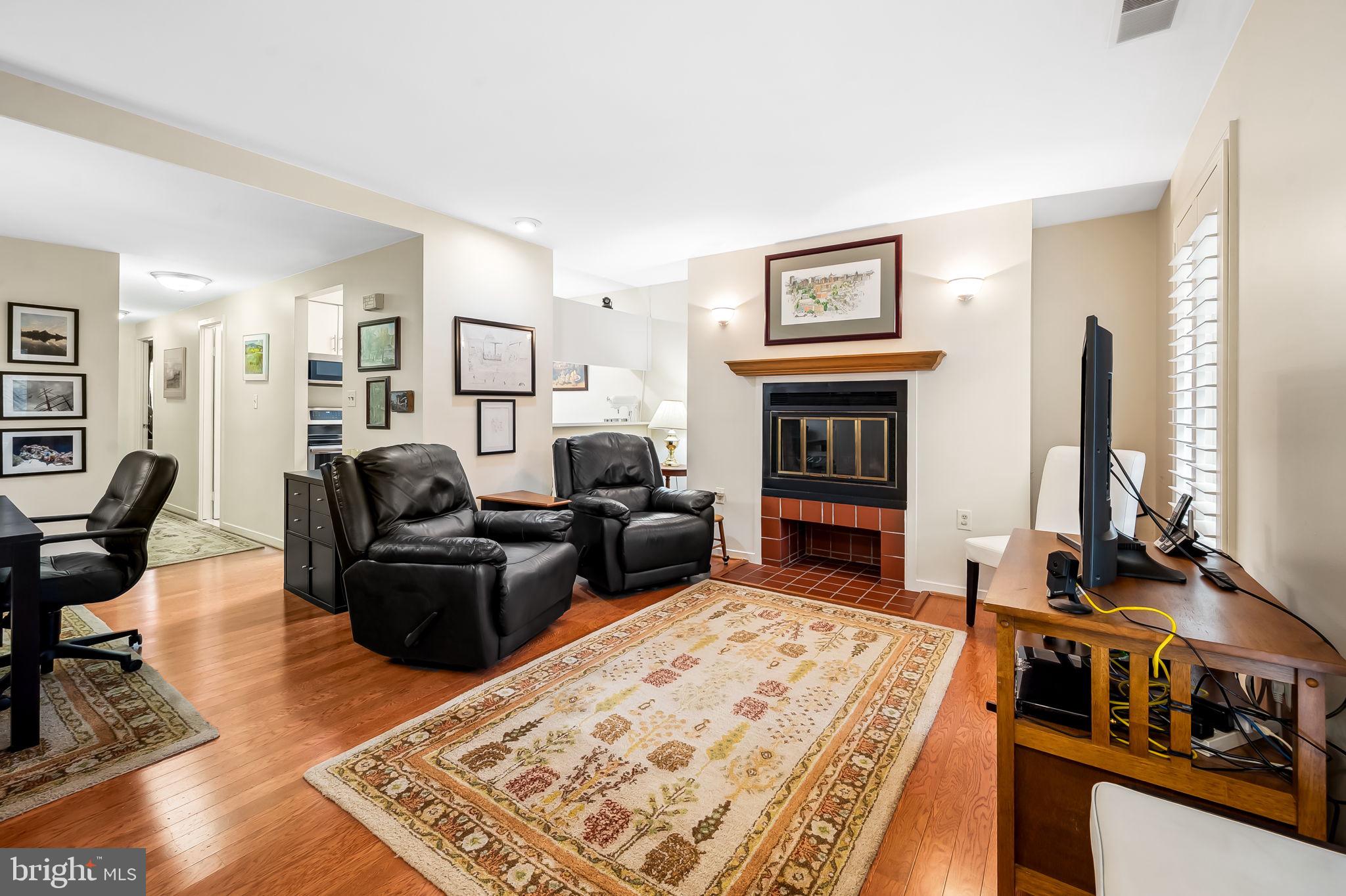 21 Andrew Place, Unit R107 Baltimore, MD 21201 - Photo 5 of 33 Gallery Image 5