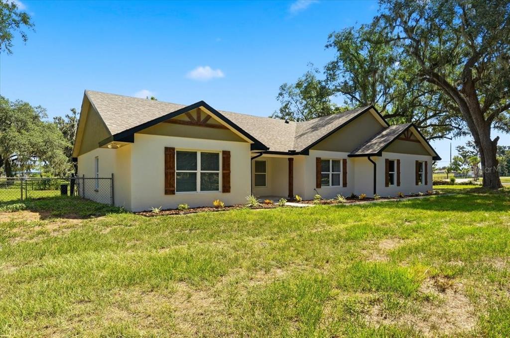 2341 EF Griffin Road Lakeland, FL 33813 - Photo 5 of 59