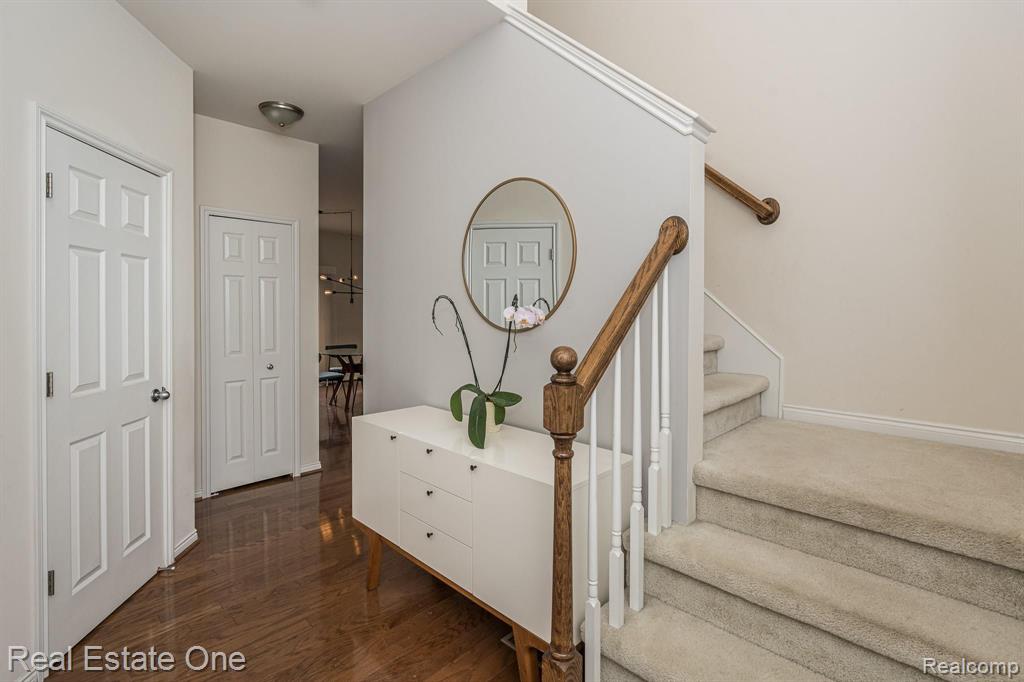 3296 Fantail Drive Rochester Hills, MI 48309 - Photo 2 of 41