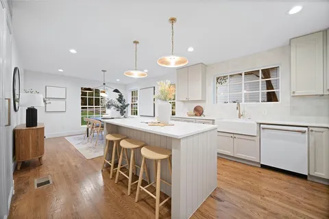 $1,330,000 | 6919 Gaston Avenue, Dallas, TX 75214