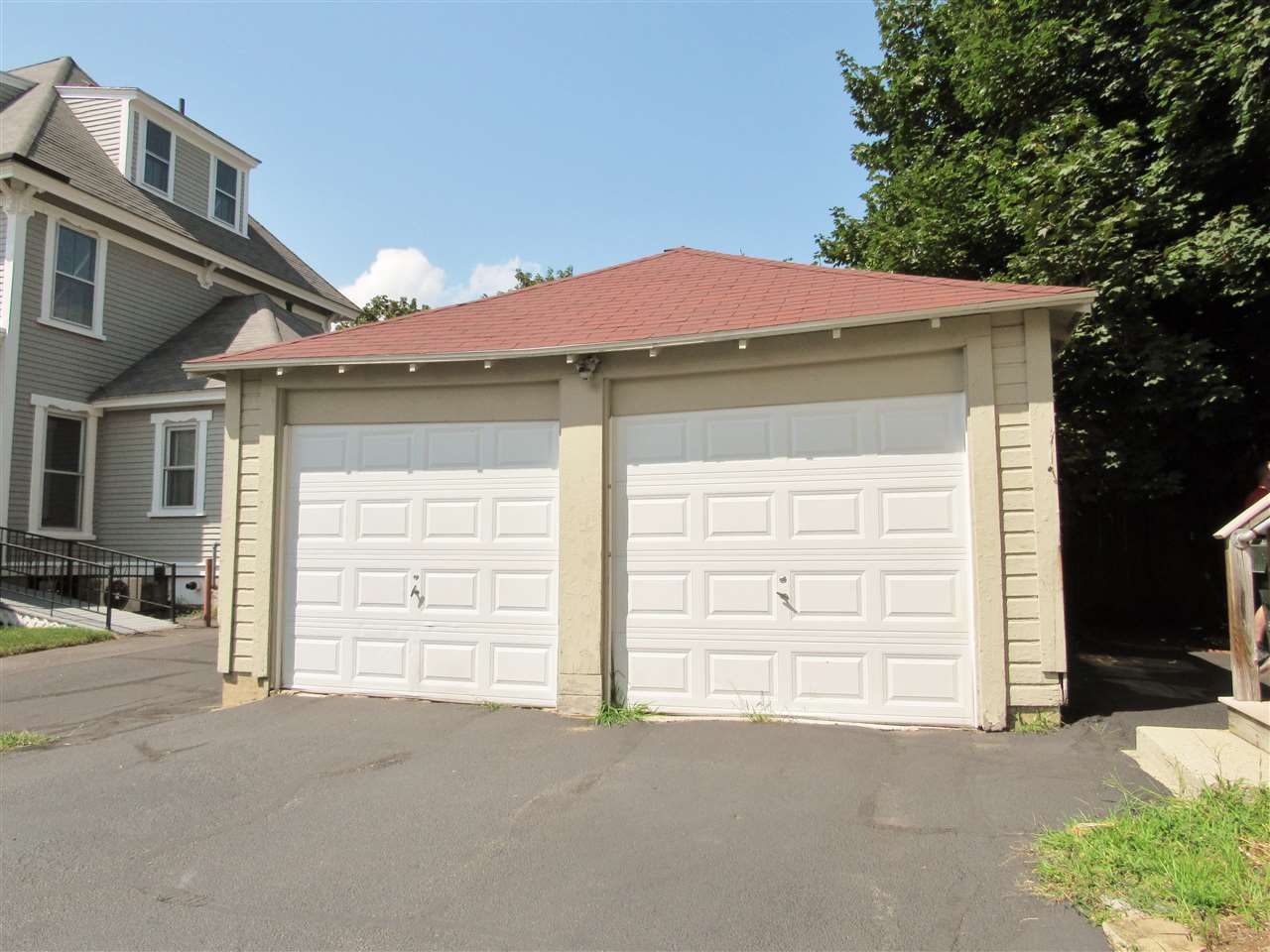 4 Hazel Street Manchester, NH 03104 - Photo 24 of 25 Gallery Image 24