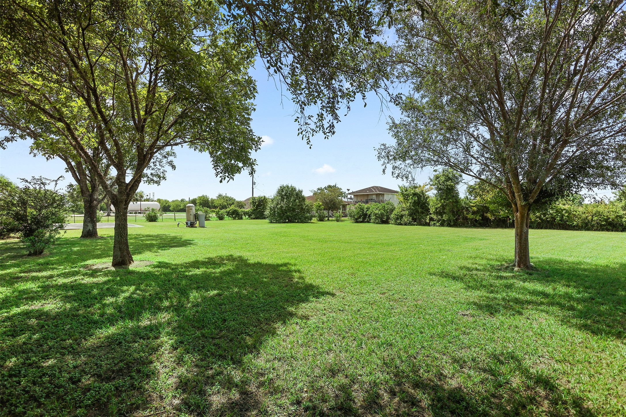 1333 Highway 36 Rosenberg, TX 77471 - Photo 11 of 40 a view of garden