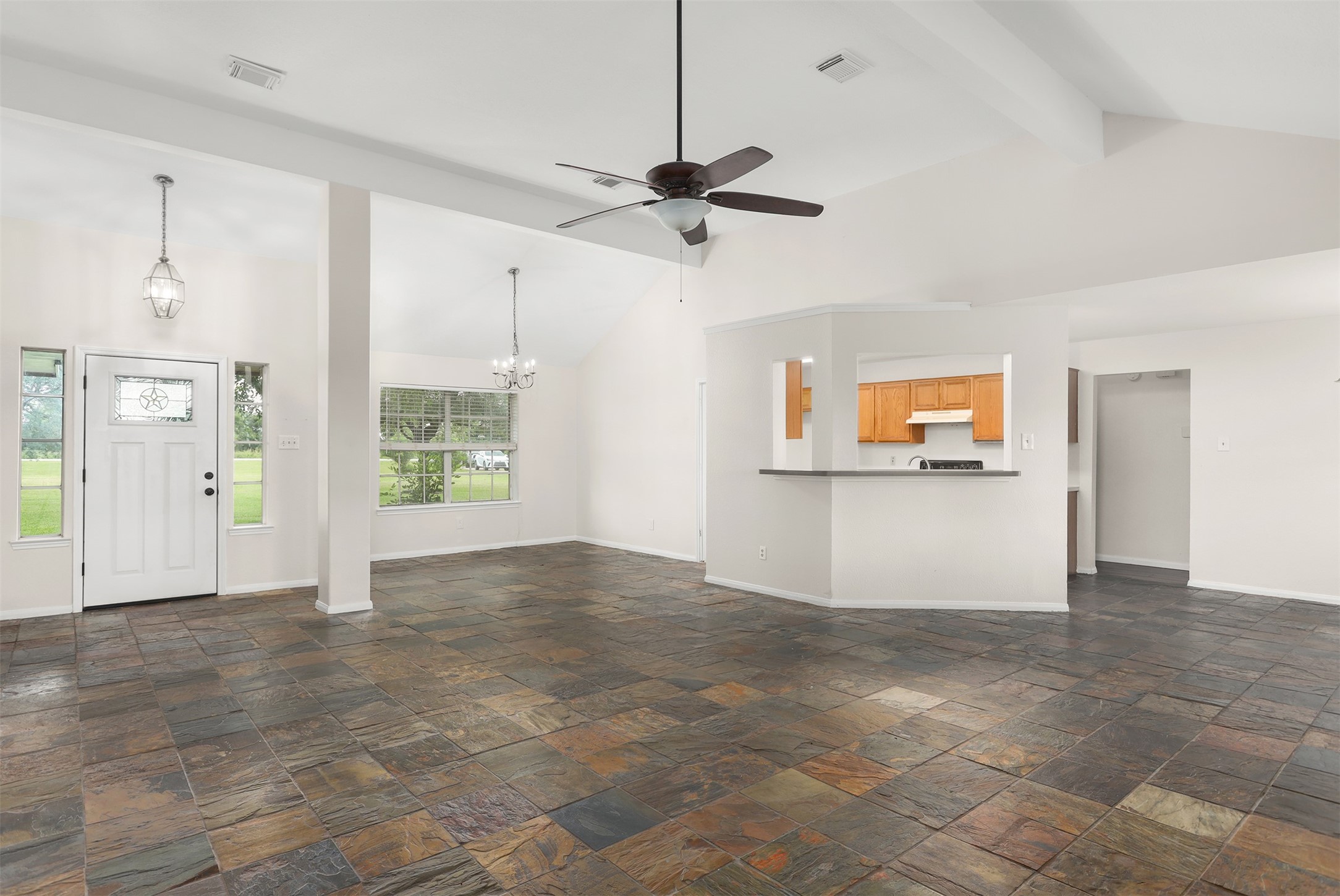 1333 Highway 36 Rosenberg, TX 77471 - Photo 14 of 40 a view of a livingroom with a ceiling fan and window