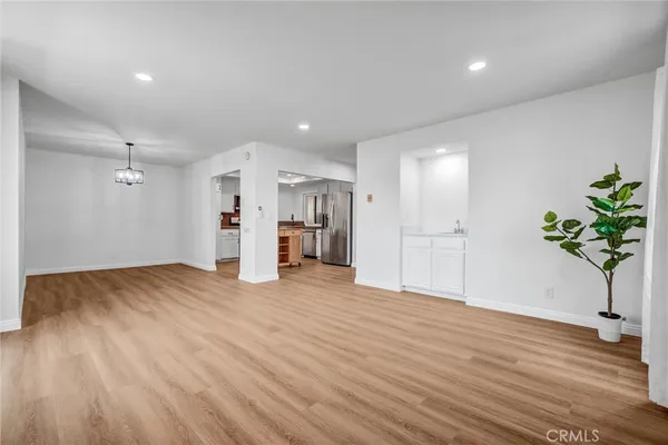 $3,500 | 2032 East Bermuda Street, Unit 204, Long Beach, CA 90814