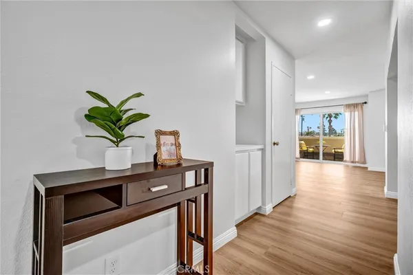 $3,500 | 2032 East Bermuda Street, Unit 204, Long Beach, CA 90814