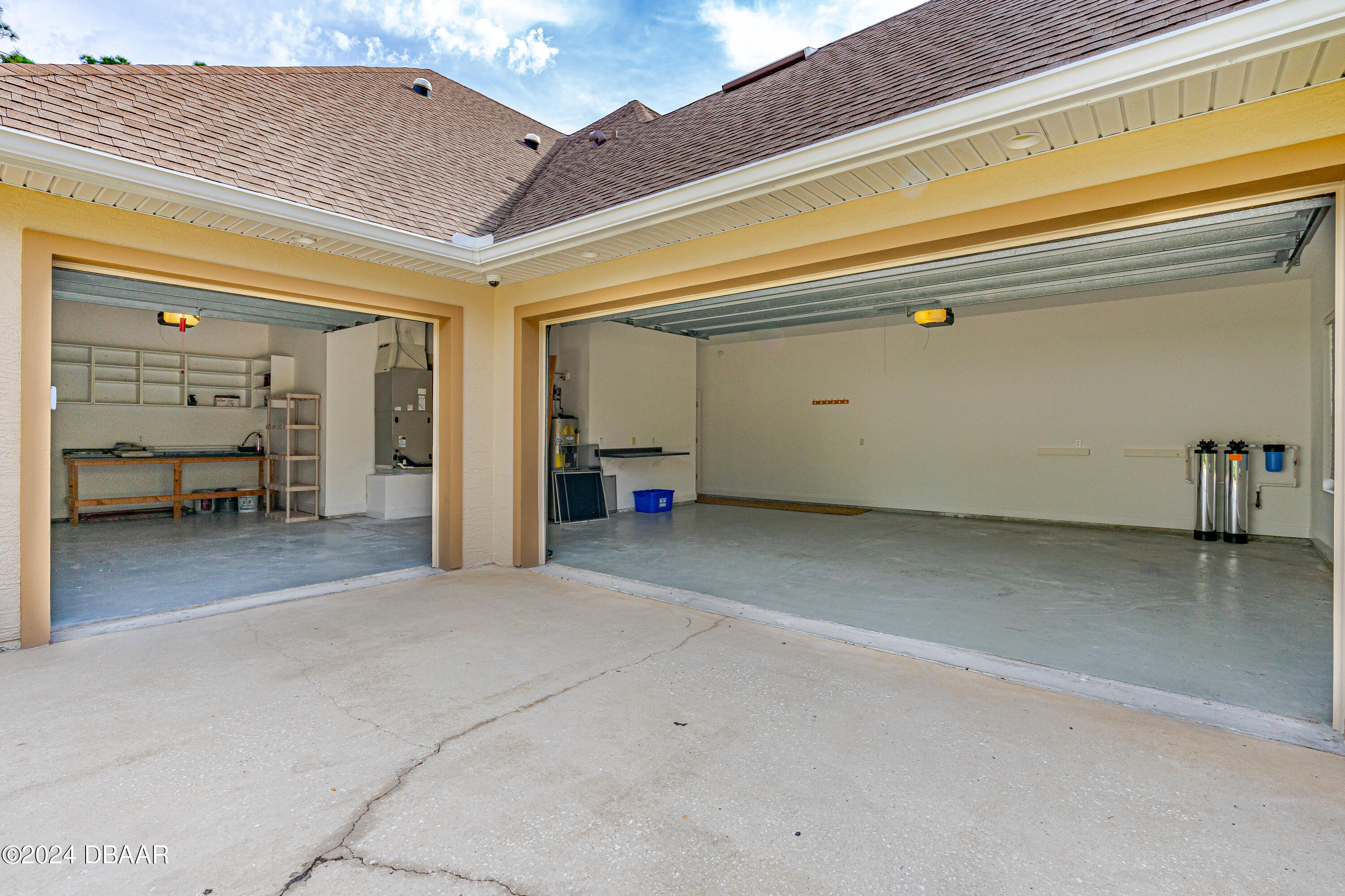 16 Foxcroft Ormond Beach Ormond Beach, FL 32174 - Photo 34 of 54 a view of a livingroom with furniture