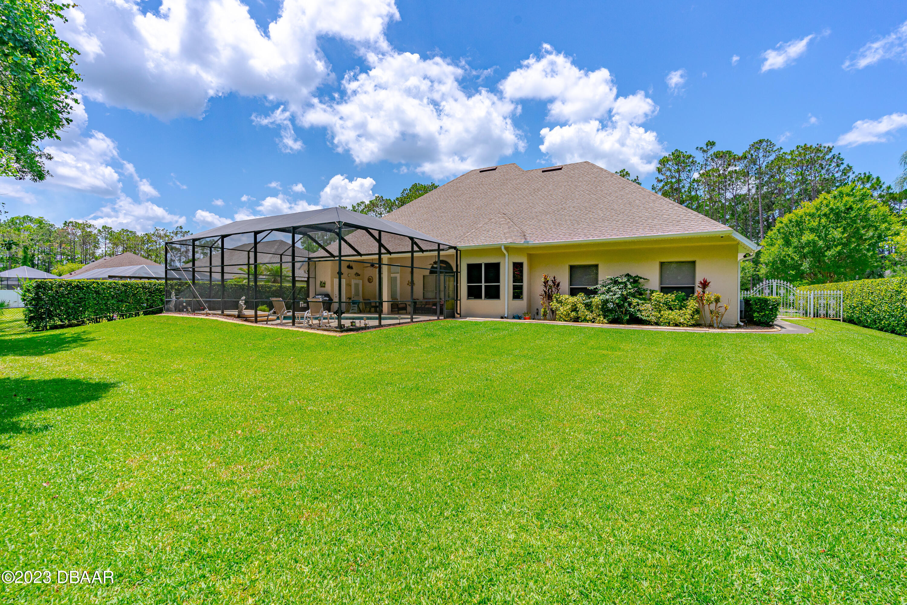 16 Foxcroft Ormond Beach Ormond Beach, FL 32174 - Photo 39 of 54 a view of a building with garden