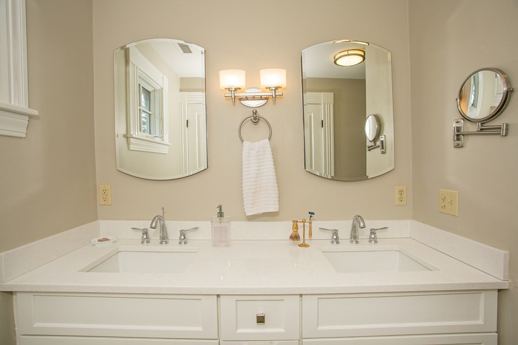 751 Webster Street Needham, MA 02492 - Photo 23 of 42 Gallery Image 23