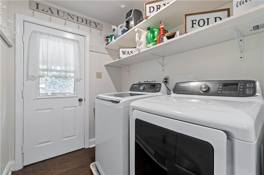 1581 Wilson Road Pittsburgh, PA 15236 - Photo 12 of 25 Gallery Image 12