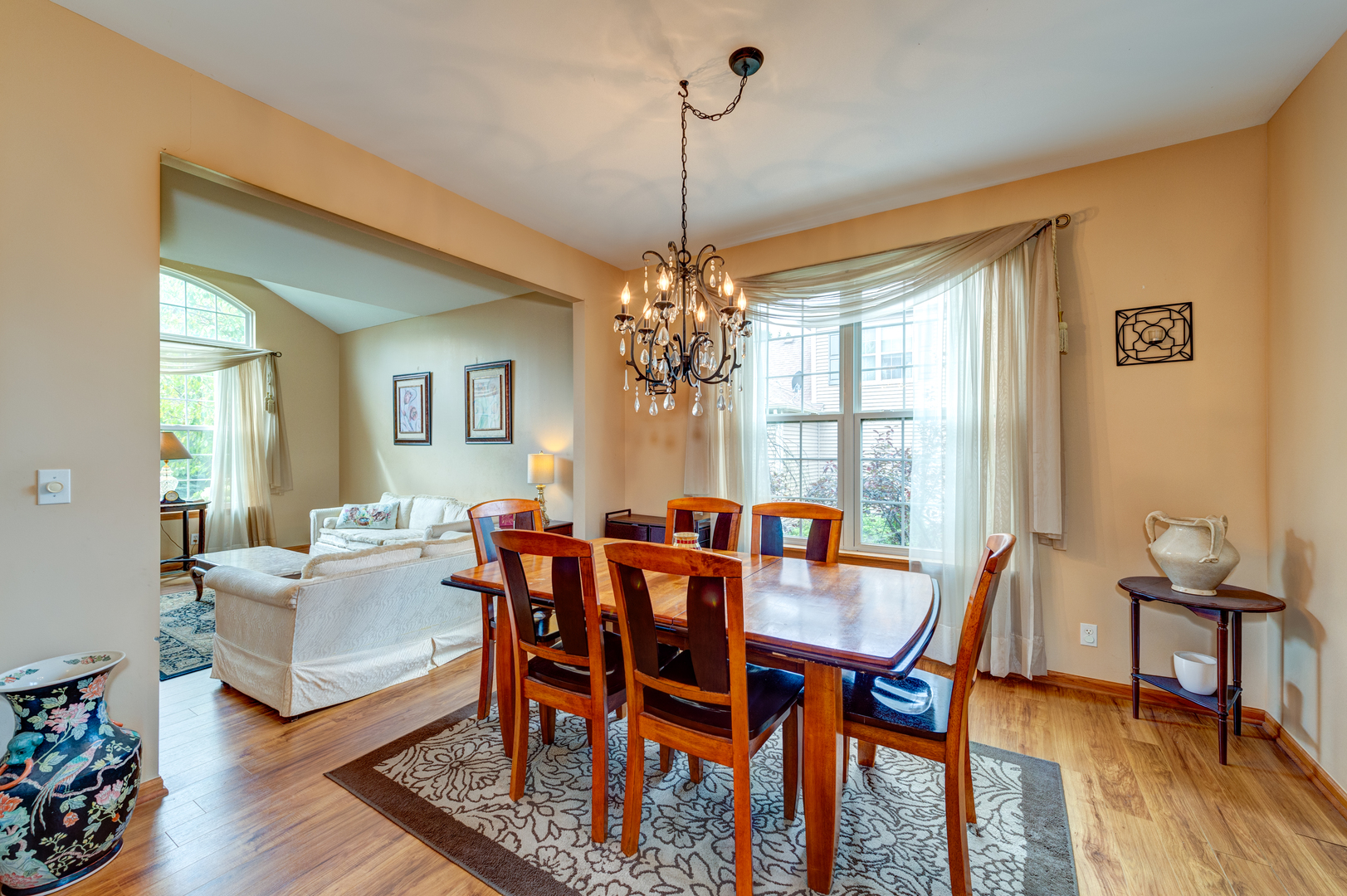 965 Carmen Road Sugar Grove, IL 60554 - Photo 6 of 32