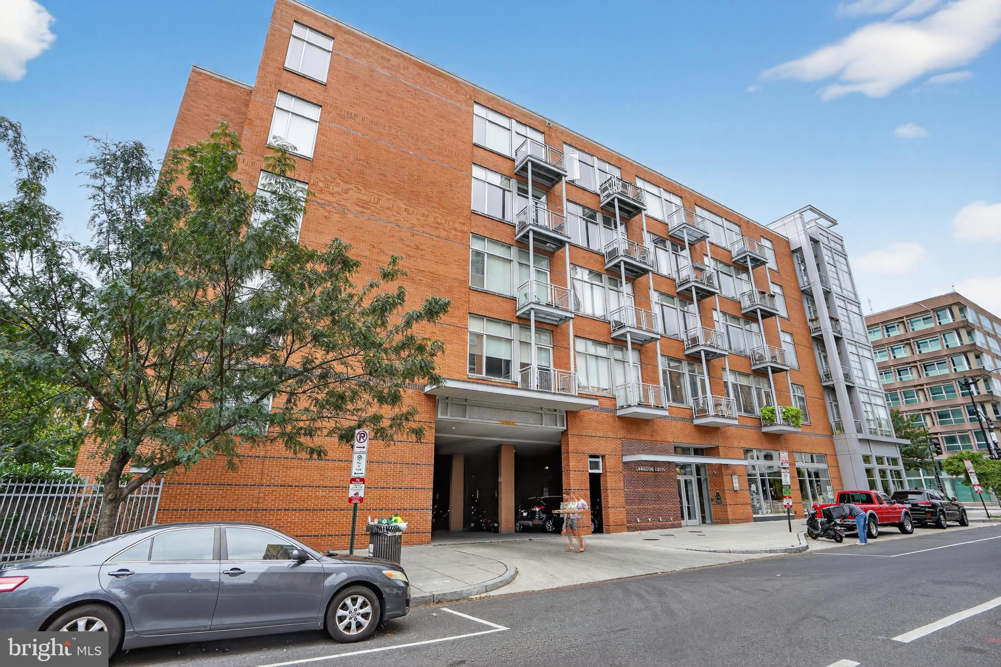 a car parked in front of a building