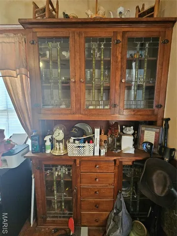 $85,000 | 319 West Holmes Street, Chester, IL 62233