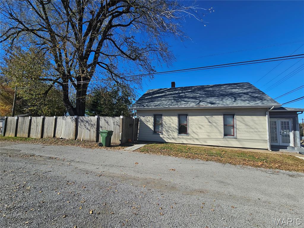 319 West Holmes Street Chester, IL 62233 - Photo 2 of 24