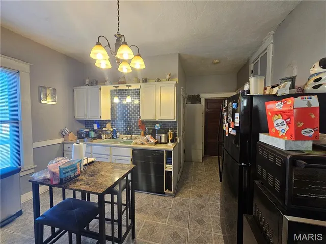 $85,000 | 319 West Holmes Street, Chester, IL 62233