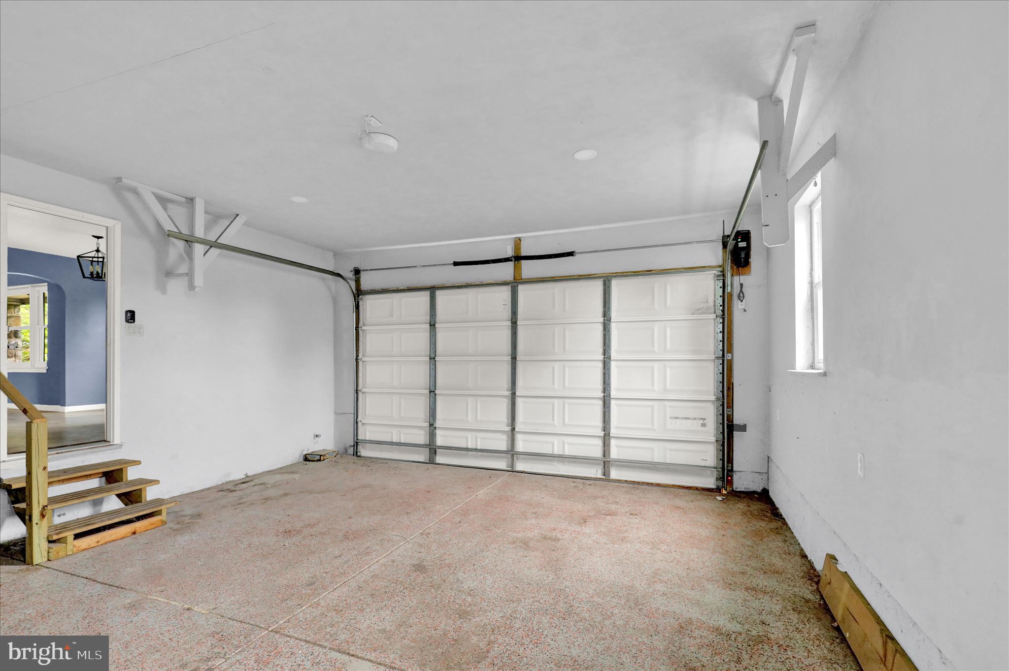 434 East Moyer Road Pottstown, PA 19464 - Photo 33 of 38 a view of a garage