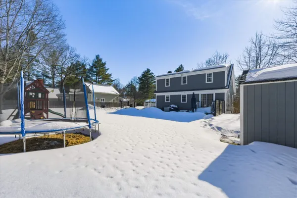 $500,000 | 216 East Side Drive, Concord, NH 03301