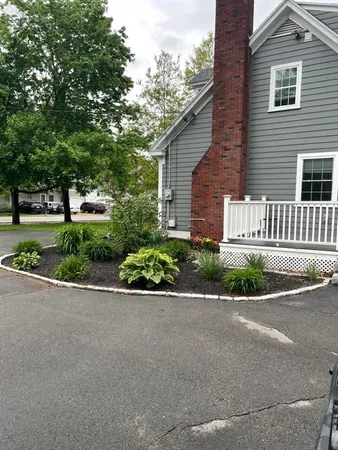 $500,000 | 216 East Side Drive, Concord, NH 03301