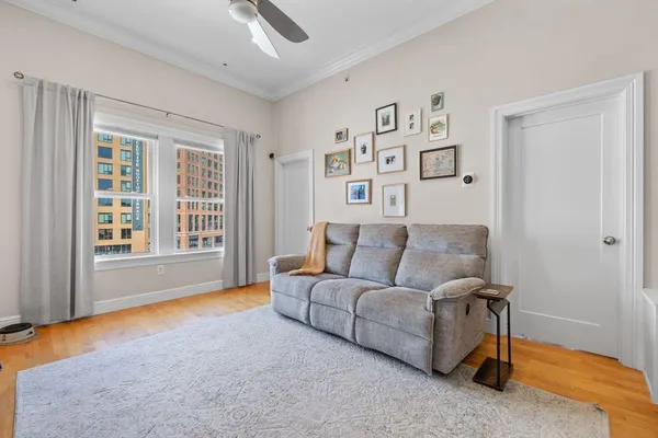 $3,900 | 7 Stillman Place, Unit 10, Boston, MA 02113