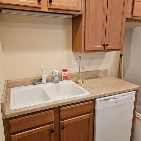 $159,900 | 1708 Camp Avenue, Rockford, IL 61103