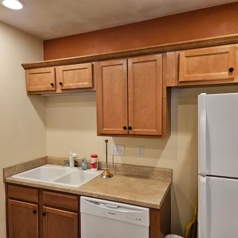 $159,900 | 1708 Camp Avenue, Rockford, IL 61103