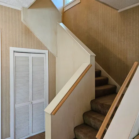 $159,900 | 1708 Camp Avenue, Rockford, IL 61103