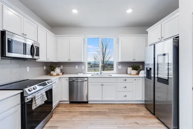 $374,950 | 24822 East Coopers Hawk Lane, Liberty Lake, WA 99019