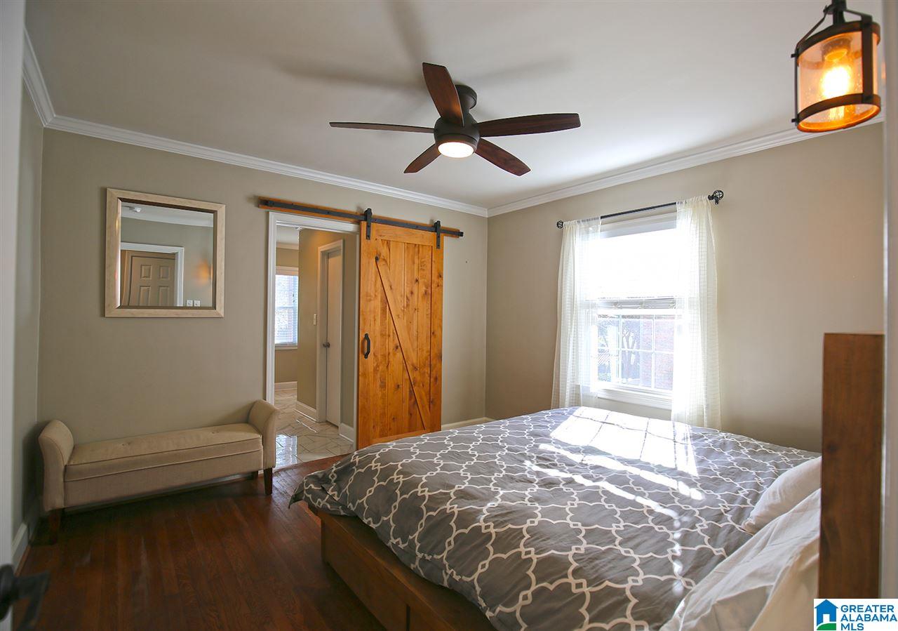 1207 Irving Road Birmingham, AL 35209 - Photo 9 of 32