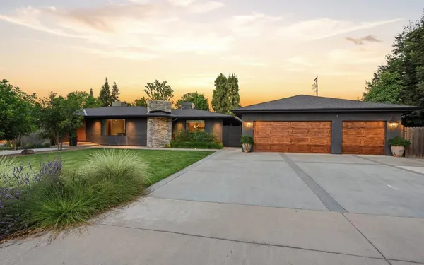 $1,140,000 | 5708 North Pleasant Avenue, Fresno, CA 93711