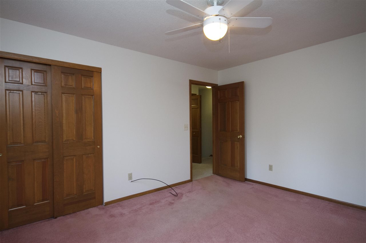 9713 Mariners Ridge Drive Fort Wayne, IN 46819 - Photo 18 of 28