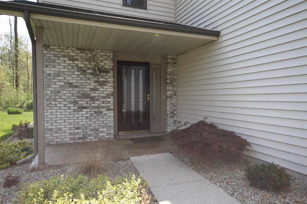 9713 Mariners Ridge Drive Fort Wayne, IN 46819 - Photo 6 of 28