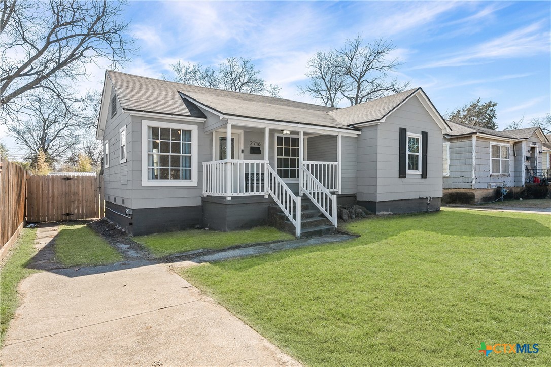 2716 McKenzie Avenue Waco, TX 76708 - Photo 3 of 31