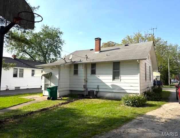 405 East 4th Street O'Fallon, IL 62269 - Photo 3 of 4