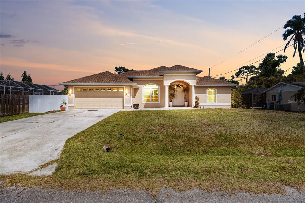 3131 Hercules Road Venice, FL 34293 - Photo 1 of 56