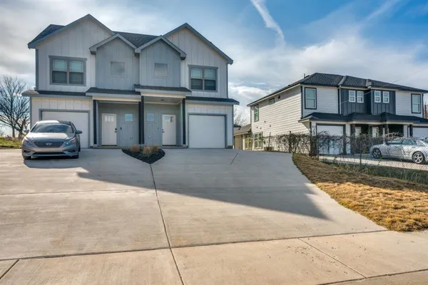 a house view with a outdoor space