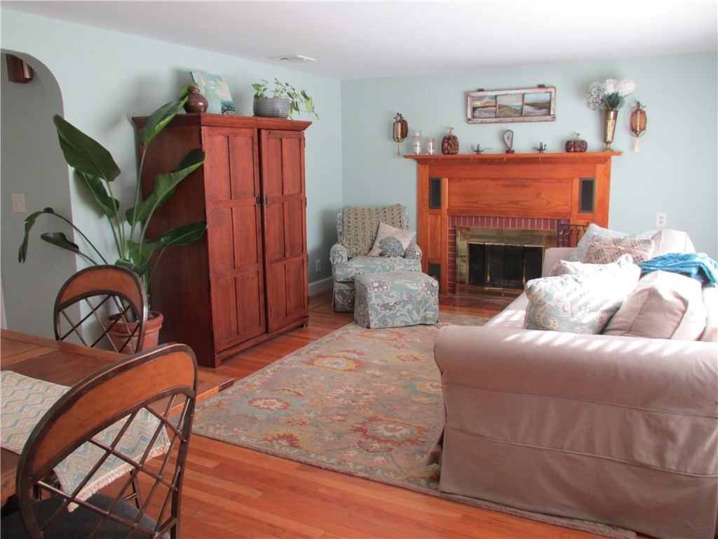 335 Ten Rod Road North Kingstown, RI 02852 - Photo 11 of 36