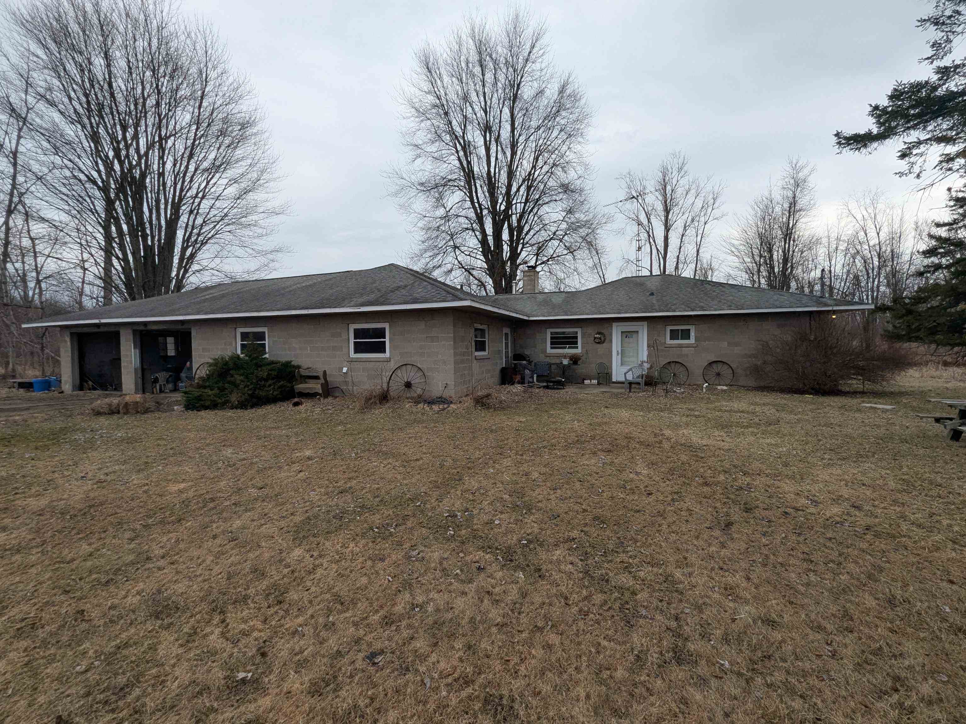 4438 Reynolds Road Turner, MI 48765 - Photo 1 of 40