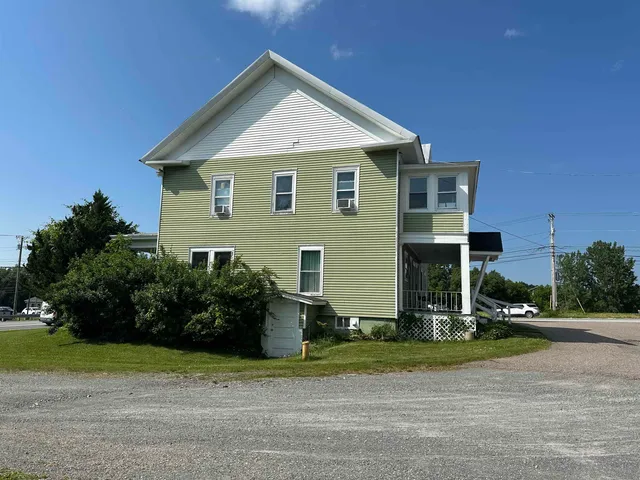 $495,000 | 6 Fairfield Hill Road, St. Albans Town, VT 05478