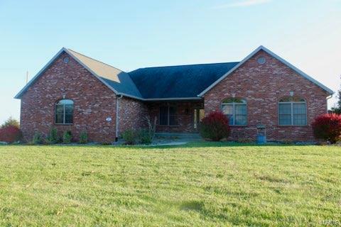 4 Hartfield Lane Belleville, IL 62221 - Photo 1 of 18 Gallery Image 1