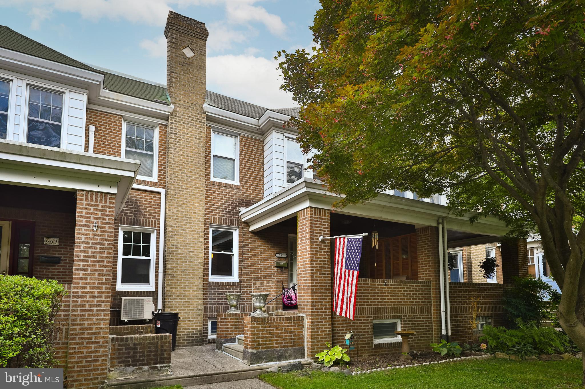 667 Roxborough Avenue Philadelphia, PA 19128 - Photo 1 of 24 Gallery Image 1