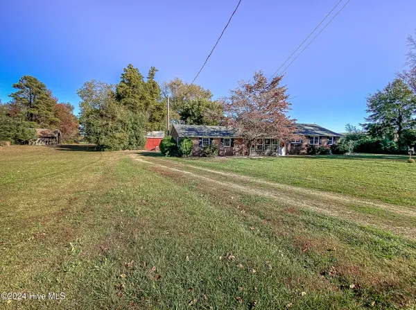 $385,000 | 4271 Caratoke Highway, Barco, NC 27917