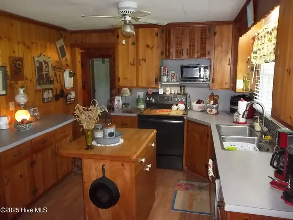 $385,000 | 4271 Caratoke Highway, Barco, NC 27917