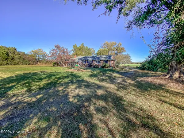 $385,000 | 4271 Caratoke Highway, Barco, NC 27917